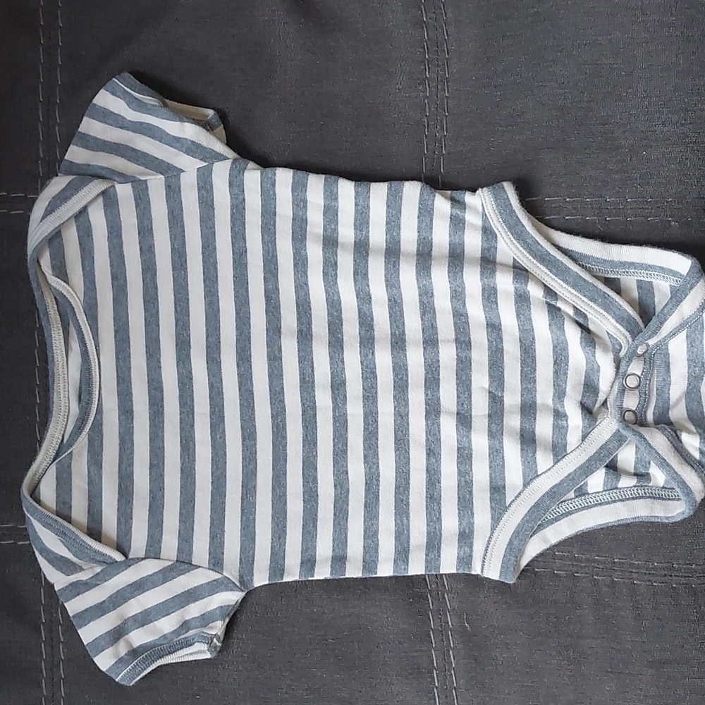 MEC Baby Onsie - Grey & White Stripe 12 month